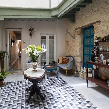 Casa Portus Gaditanus S XVIII Patio Andaluz El Puerto de Santa María Camera foto