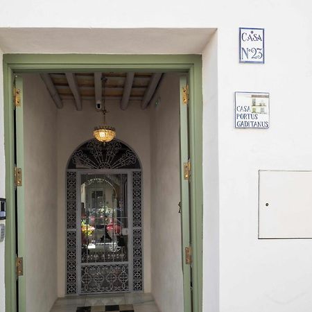 Casa Portus Gaditanus S XVIII Patio Andaluz El Puerto de Santa María Camera foto